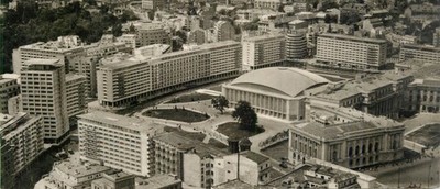 BB001 Romania Bucharest Piata Palatului 1960`s non-standard postcard 9 x 20 cm