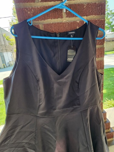 At The Knee Studio Refined Crepe Skater Plus Dress Size 18 Black With Pockets - Picture 2 of 7