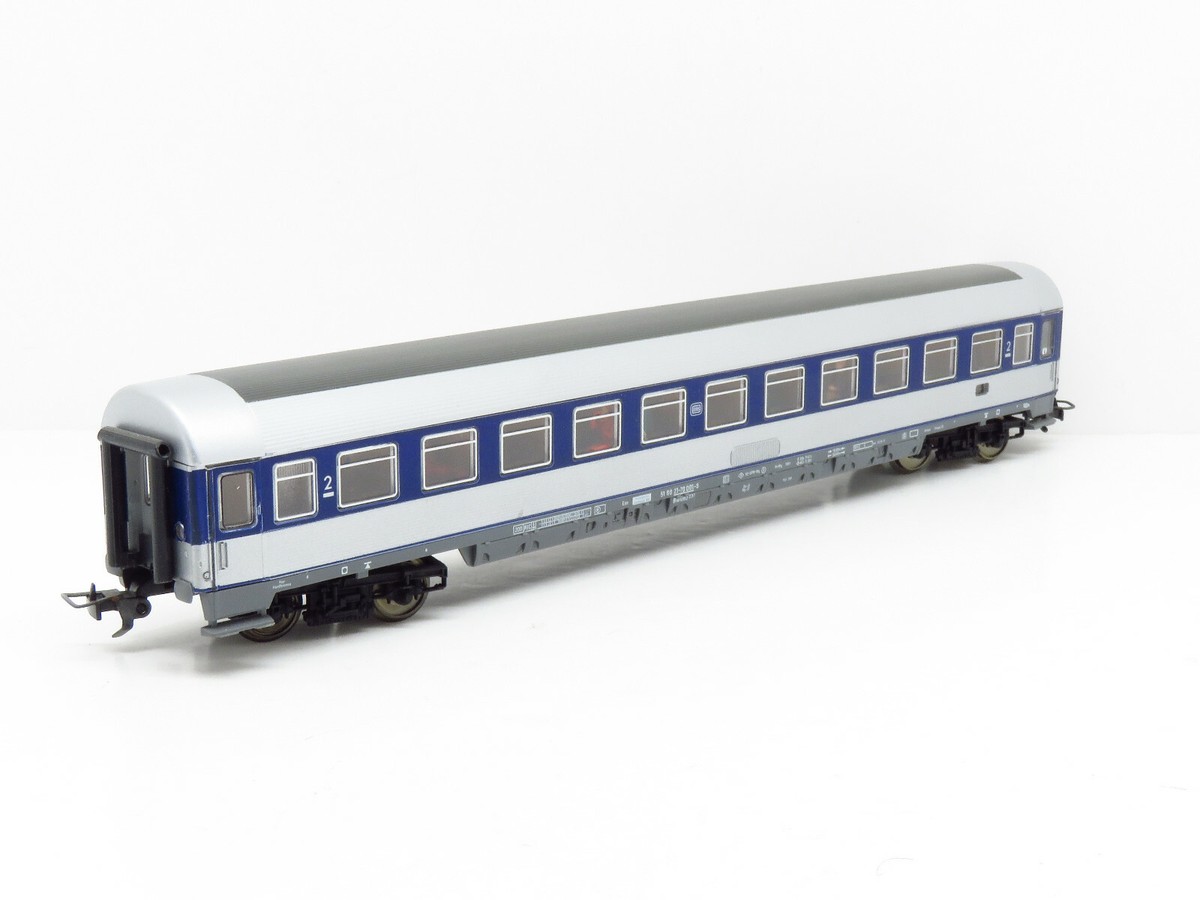 2 Voitures Voyageurs Fleischmann HO époque 4 – DB 51 80 21-70 001-9 – Réf 5184