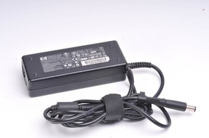 HP Laptop Netzteil 90w / 19v HP Part No 608-428-004