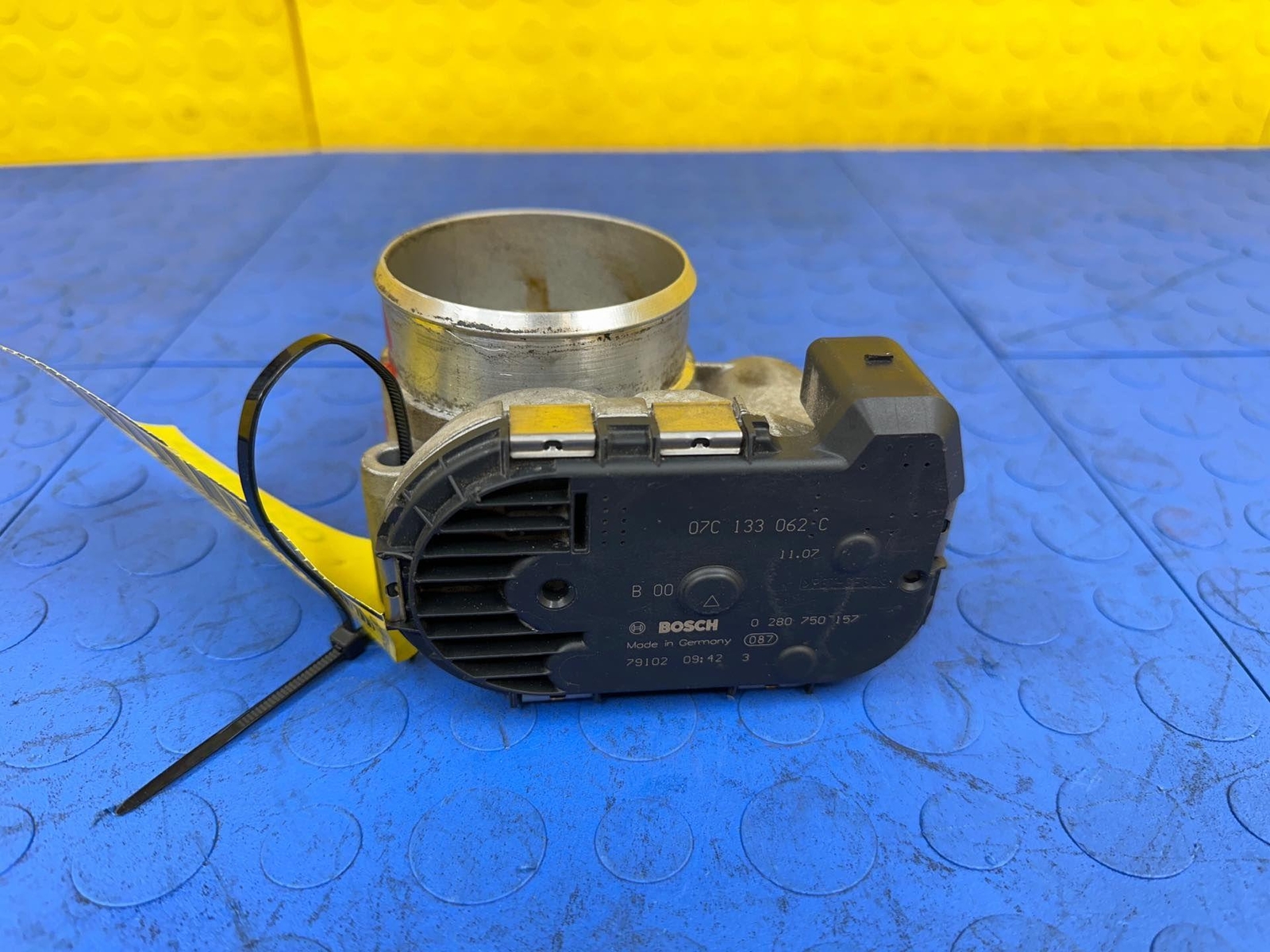 Bentley Continental GT 2006-2009 Throttle body