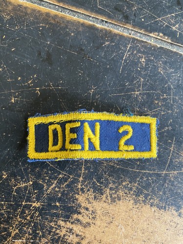 Parche/insignia de los Boy Scouts BSA: Cub Scout: Den 2 - Imagen 2 de 2