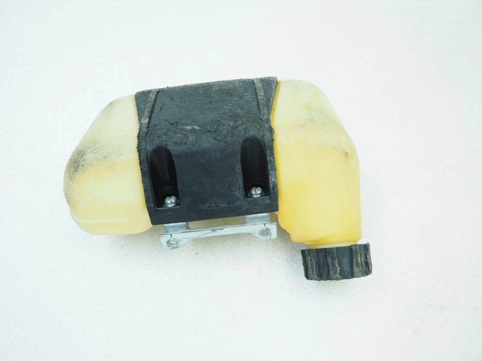 TANQUE GASOLINA DESBROZADORA KAWASAKI TH 43 - TH 48 - TH48 ""ORIGINAL"" Foto 3 de 4