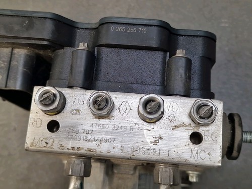 Bloc hydraulique ABS ESP - Dacia Sandero II ph. 2 après 2016 - 476603249R - 第 4/5 張圖片