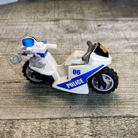 LEGO CITY Police Station (60141) Complete Set & Minifigs No Box or Instructions