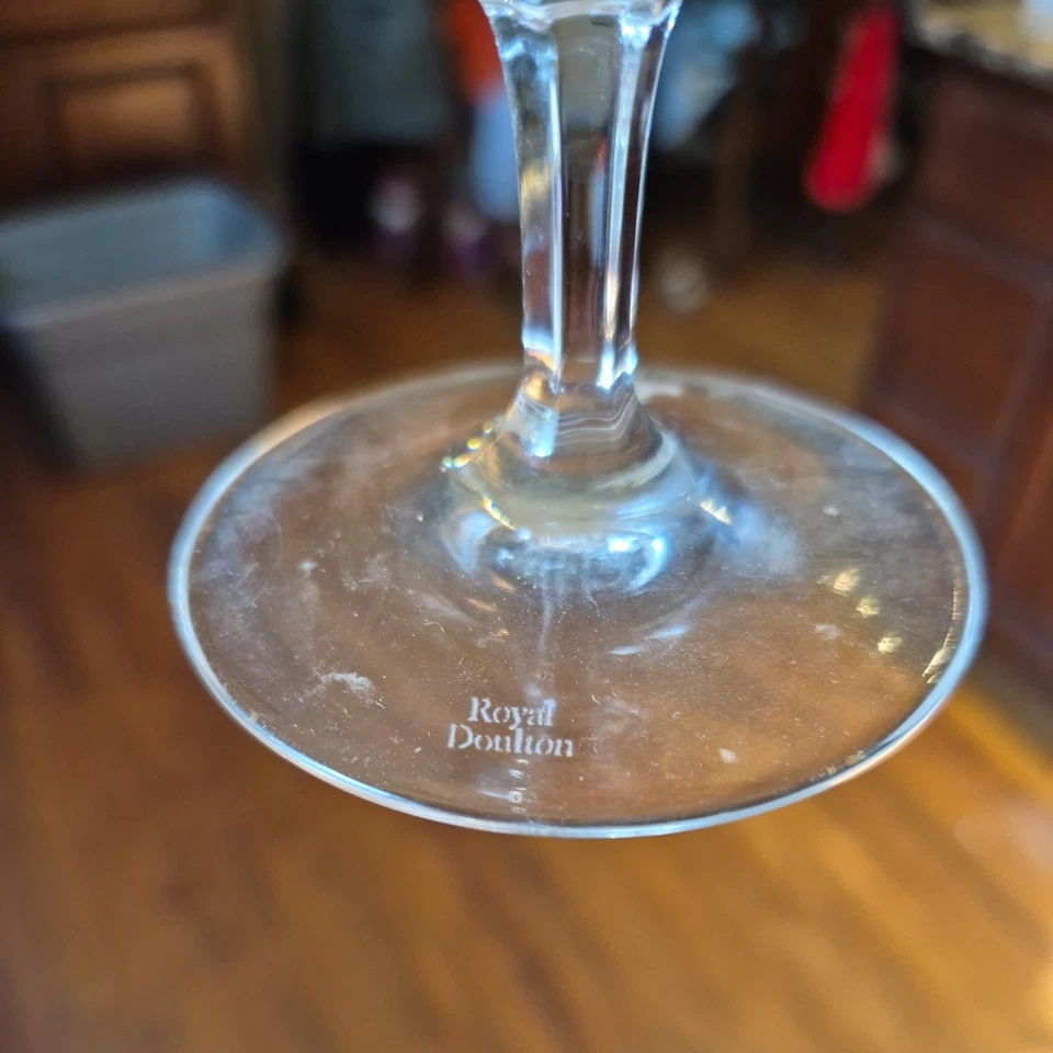 Royal Doulton Wellesley Grabado Té Helado/Vino Corte Vidrio Cristal 8 1/4" Foto 3 de 4