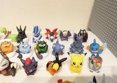 コミック・アニメ POKEMON FINGER PUPPETS set of 46 Pokemon Finger Puppets Set of 46 Figures Vintage Collectible