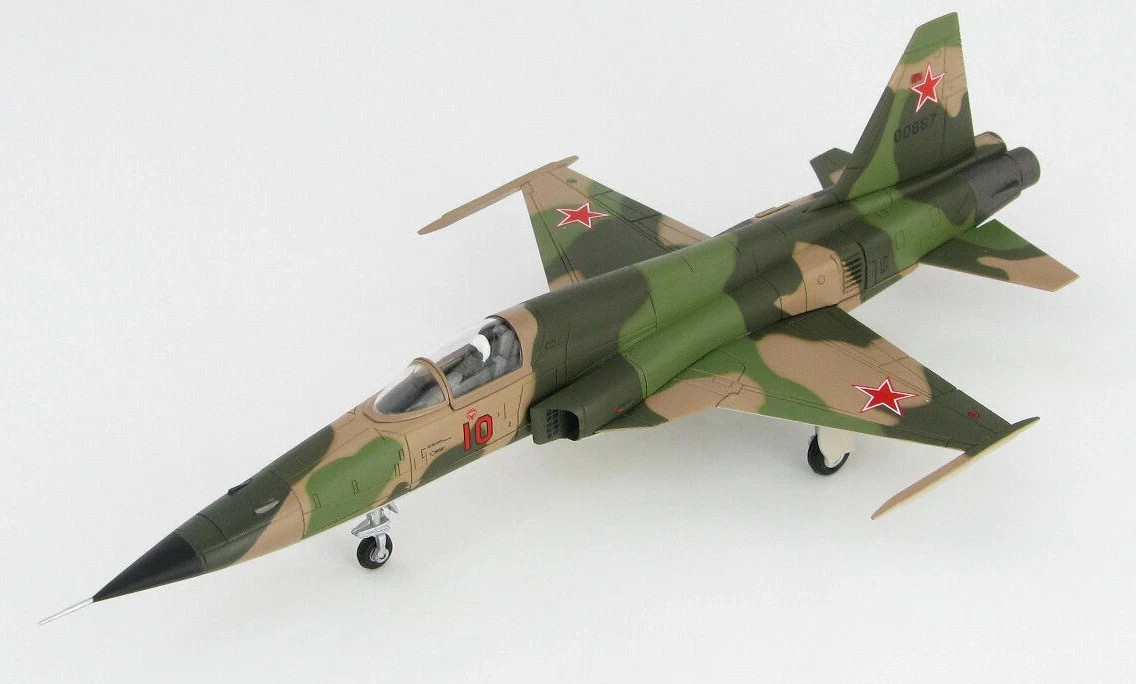 Hobby Master HA3328 1:72 Northrop F-5E Tiger II Soviet Union 'Red 10' MIB
