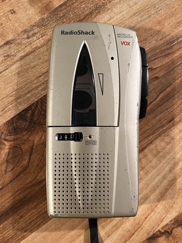 Radio Shack Micro-45 Microcassette Recorder VOX - Bild 1 von 7