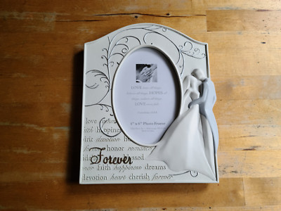 Lillian Rose Forever Wedding 4 x 6 Photo Frame - Molded White Silver Bride Groom