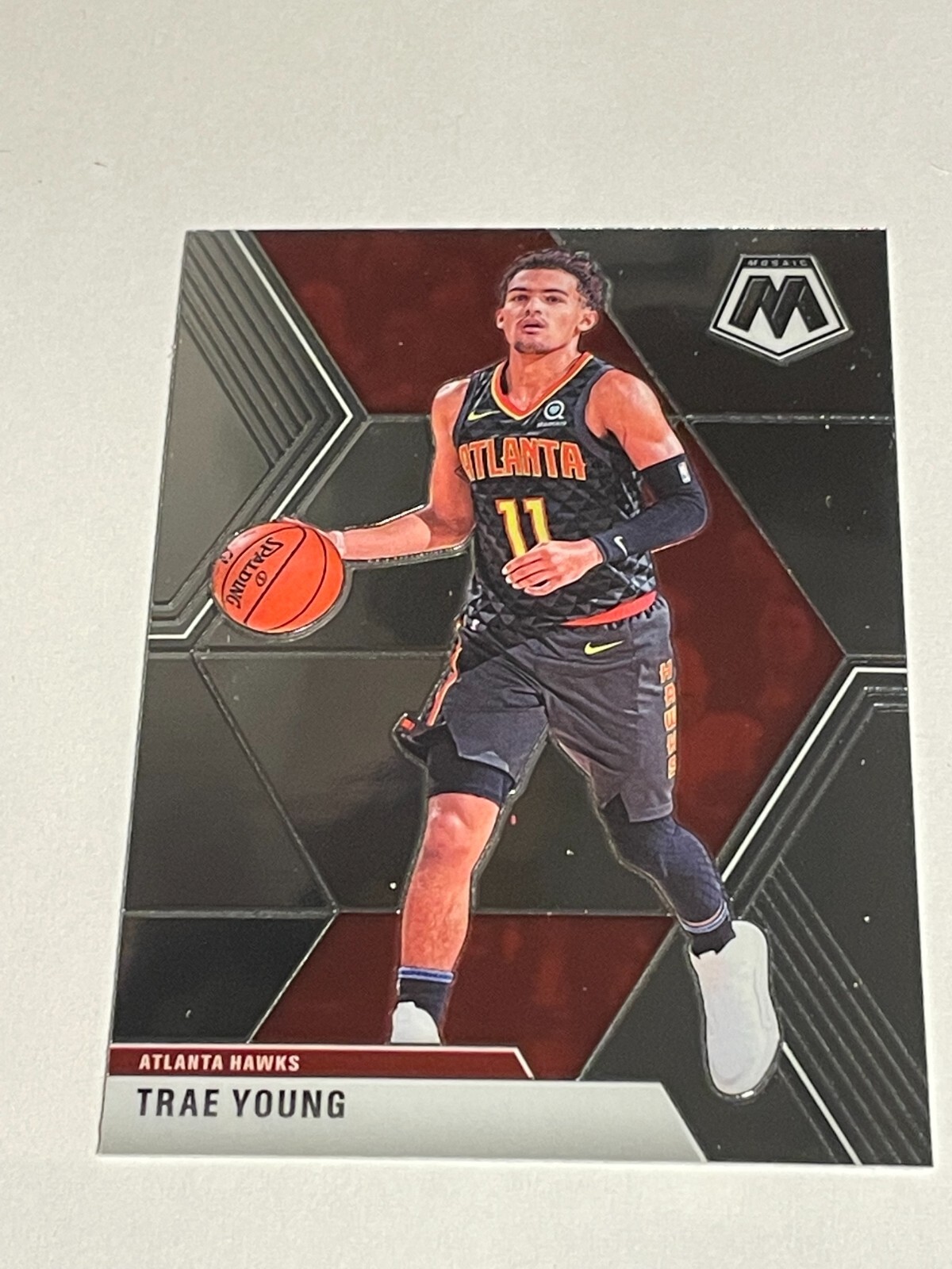 2019-20 Trae Young Panini Mosaic Base - Atlanta Hawks 2nd Year RC #182 Gem Mint