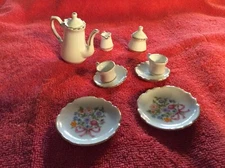 11 PIECE MINIATURE TEA SET REUTTER PORZELLAN PORCELAIN DOLLHOUSE GERMANY FLOWERS