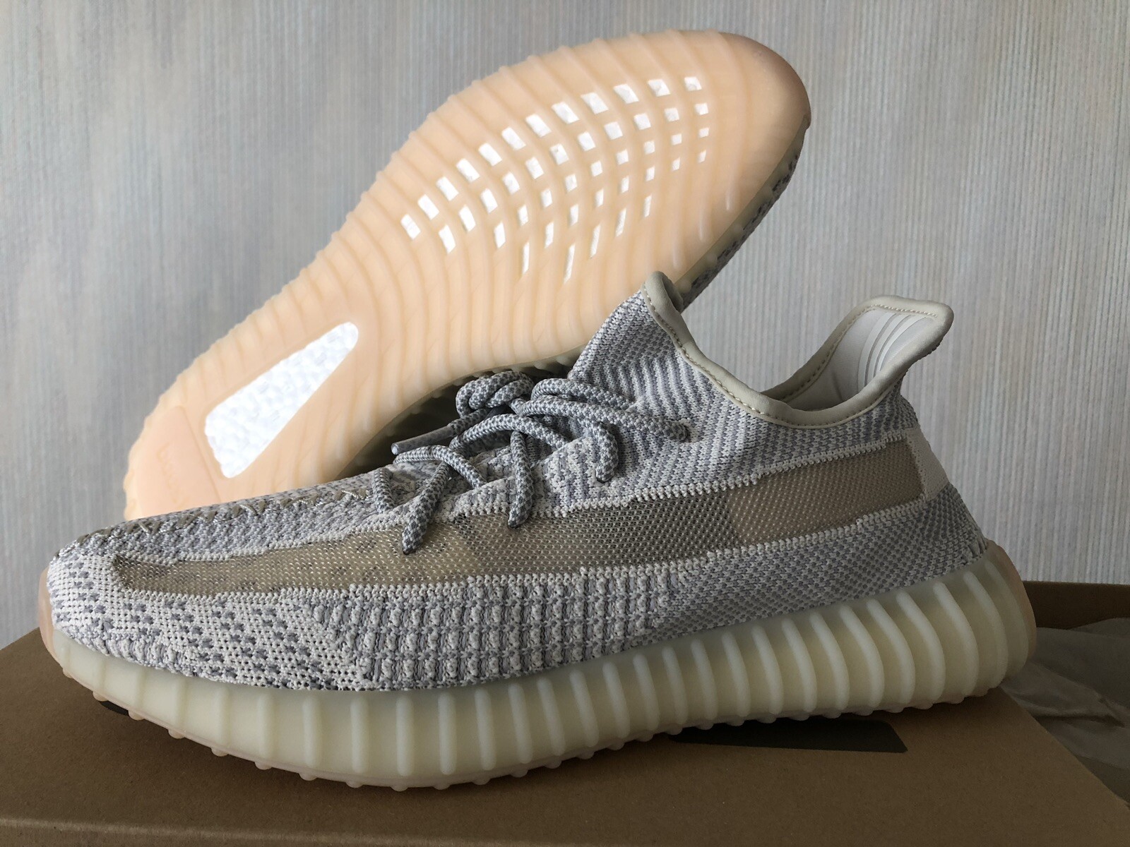 yeezy lundmark resell price