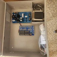 NEW Altronix ALTV1224DCF CCTV Power Supply