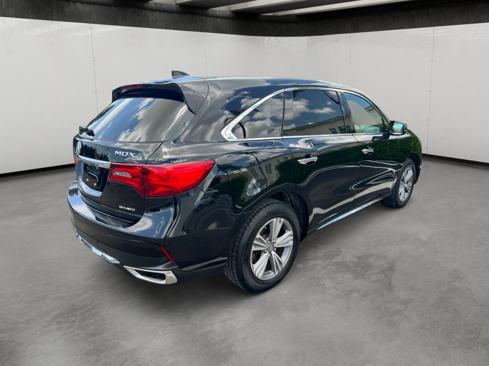 Acura MDX - Image 7