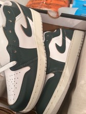 Nike Air Jordan 1 Mid SE Green White GS Size 5.5Y Brand New