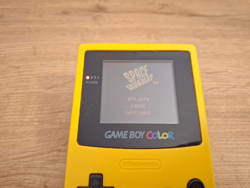 Space Invaders Nintendo Game Boy Color 100% OFFICIEL  EUR Très Bon Etat  - Photo 3/4