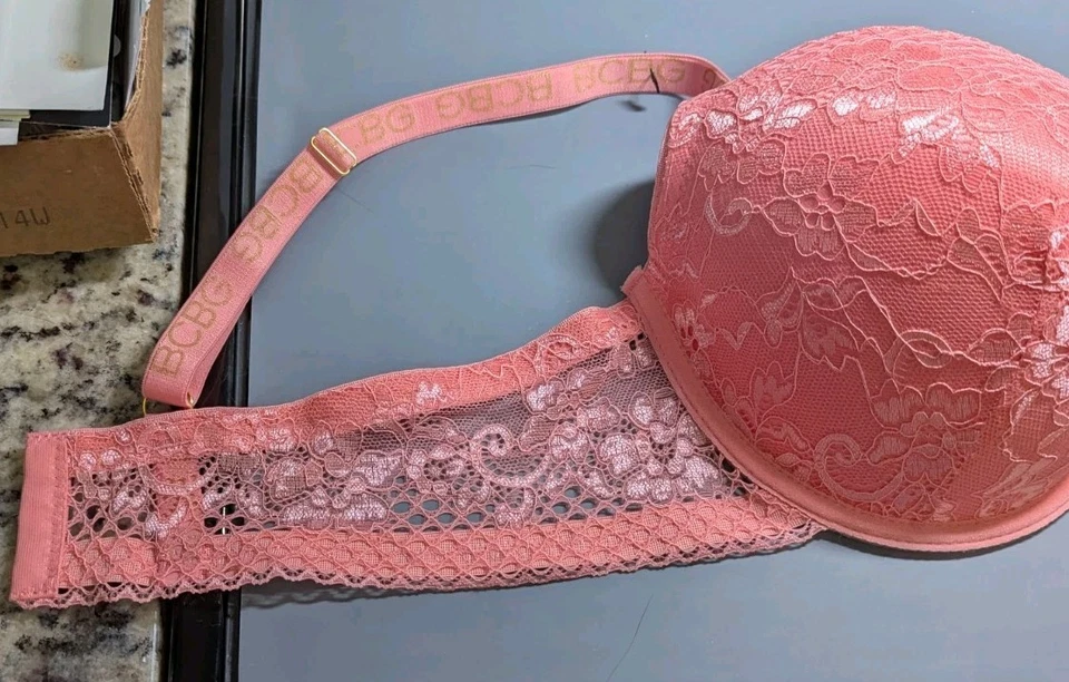 36 DD - Bra BCBGeneration Women’s Coral Lace Lift Support Bra  NWOT Adj. Straps - Image 2 of 4