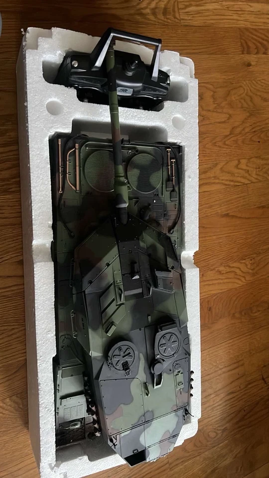 Tanque de radiocontrol Henglong Leopard2A6 1/16 Foto 2 de 2