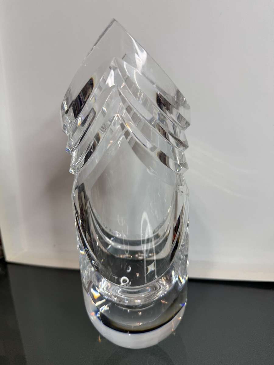 Vintage Vase Ancient Dynasty HOYA 1980's Fumio Sasa Clear Swag Cut