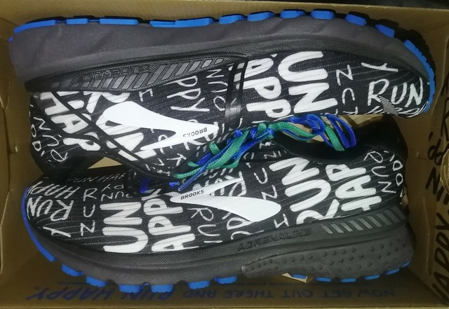 brooks adrenaline gts 20 run happy