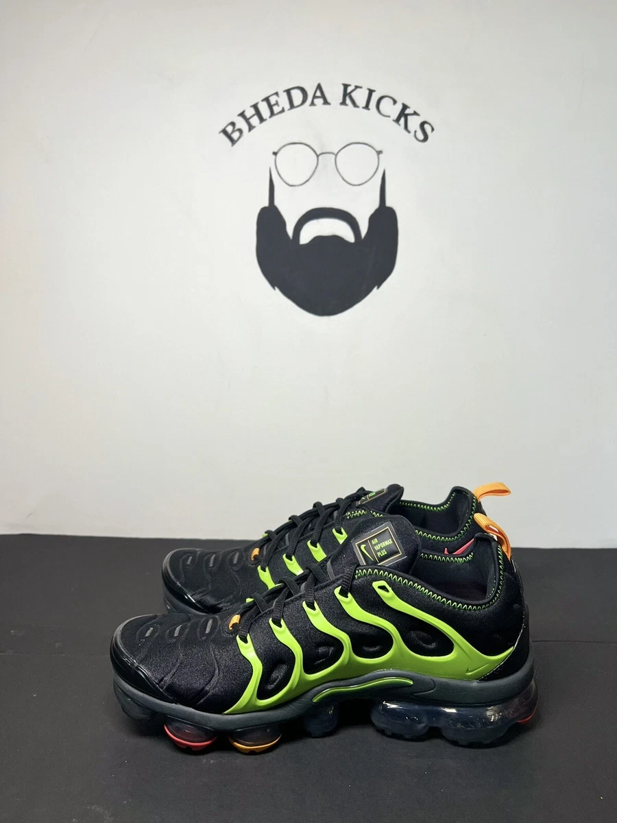 Nike Air Vapormax Plus Black Ember Glow Running Shoes CU4884 001