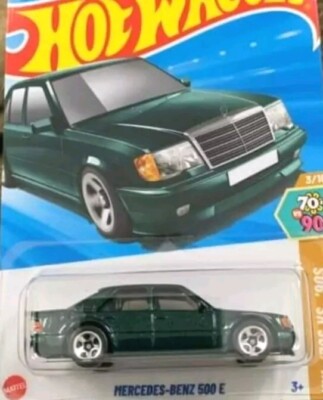 Hot Wheels Mercedes-Benz 500 E Grise 2025 - Série 70's Vs 90's #52 édition Internationale | Modèle 1:64 Diecast