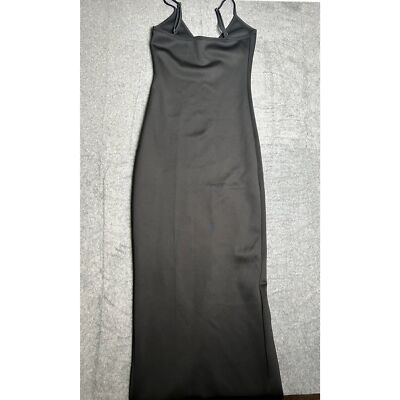grey spaghetti strap bodycon dress Womens Maxi Size Medium NWOT Featuring a classic scoop