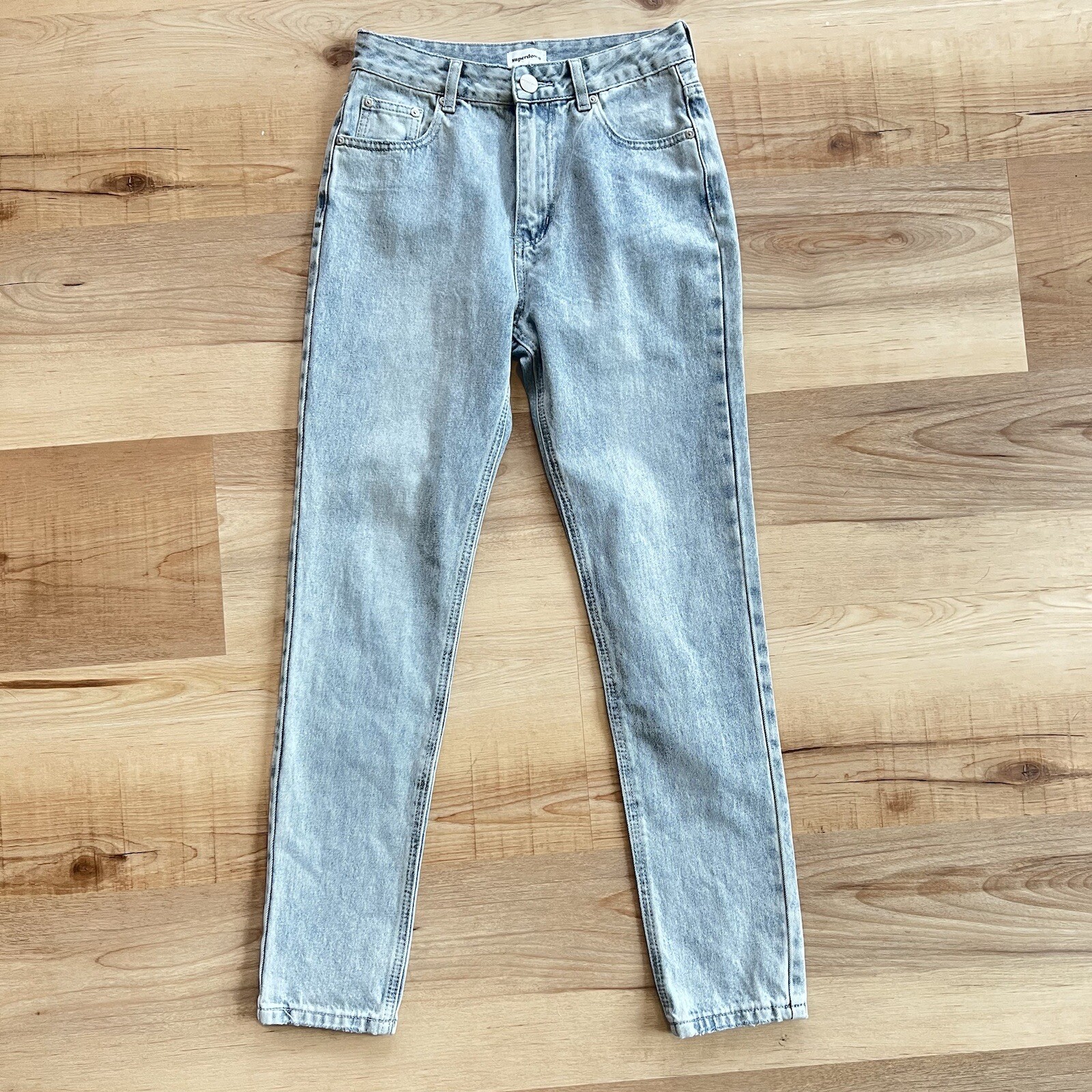 REVOLVE Superdown Bailee Butt Split Jean Light Wa… - image 4