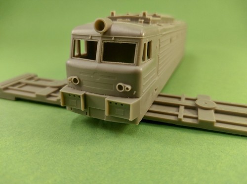Electric locomotive VL11/VL11m (2 sections) H0 1/87 Kit for assembly - Picture 11 of 13
