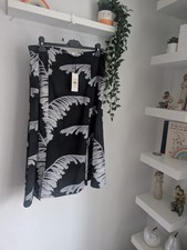Image of BRAND NEW WHISTLES BLACK & GREY PRINT A LINE SKIRT SIZE 16 bamboo design smart 