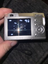 Sony Cyber-shot DSC-W7 7.2 MP Digital Camera Silver TESTED  NO BATTERIES 