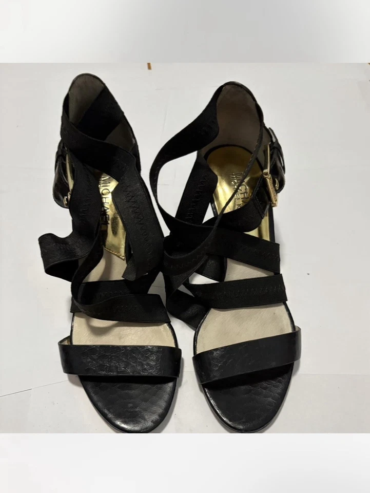 Zapatos Michael Kors Lucinda Cuero Negro Cremallera Trasera Punta Abierta Tacones Talla 6.5 Usados Foto 2 de 3