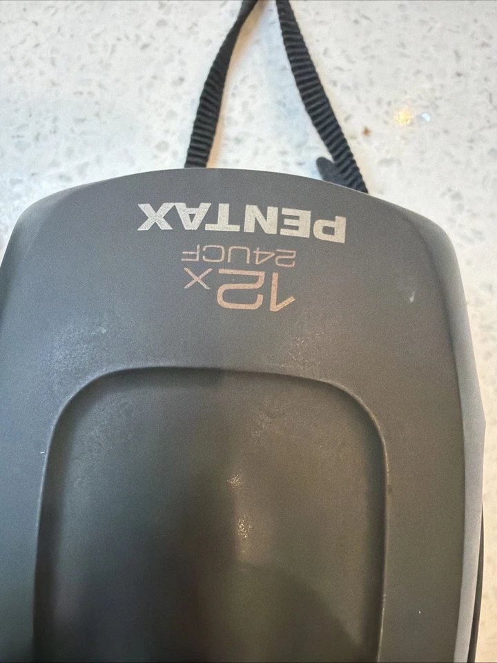 Pentax 12x24 UCF Compact Porro Prism Binoculars - Image 3 of 4