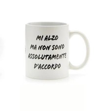 Più Forty +40 Mug Ceramica con Manico 32,5 Cl Stampa "Mi Alzo Ma..." Bianco Mat