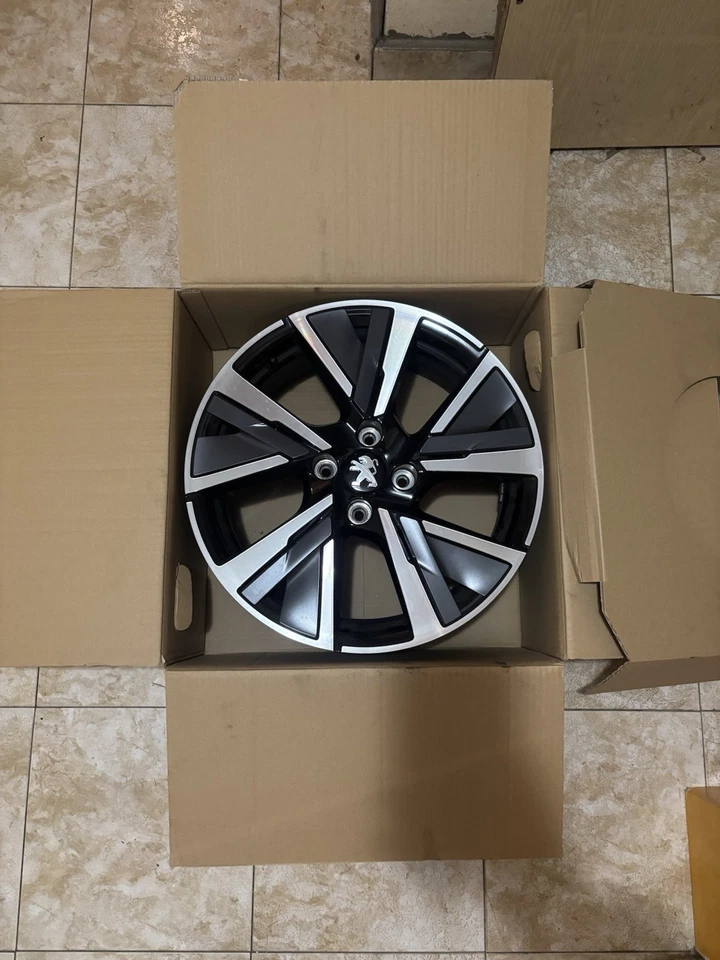 cerchi 17 peugeot 208 - Immagine 3 di 4