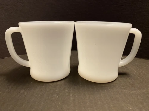 2 Vintage Fire King Anchor Hocking D Handle Milk Glass Set Of 2 Coffee Mugs