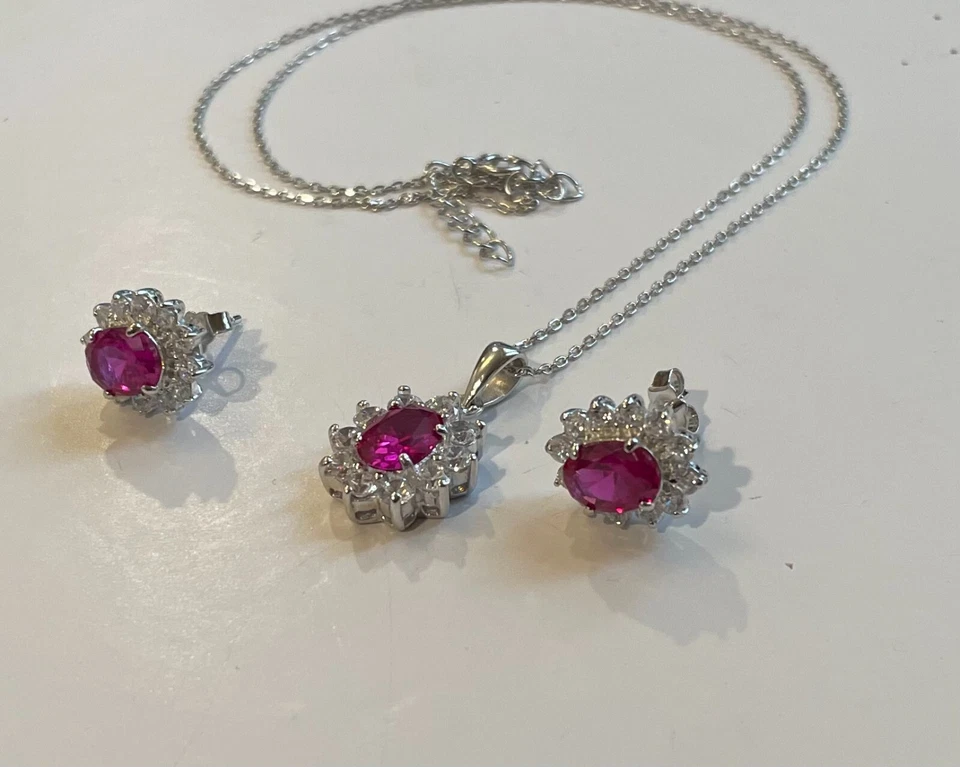 RUBY RED OVAL NECKLACE & EARRING SET 925 STERLING SILVER CHAIN 18'' ADJUSTABLE - Image 3 of 4