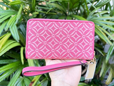 MICHAEL KORS JET SET TRAVEL MULTIFUNCTION LG PHONE WALLET MK LIGHT