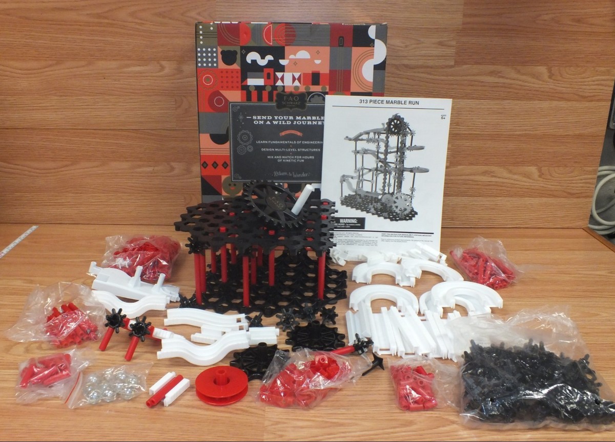 Genuine FAO Schwartz Multi Piece Kinetic Fun Marble Run Set in Box