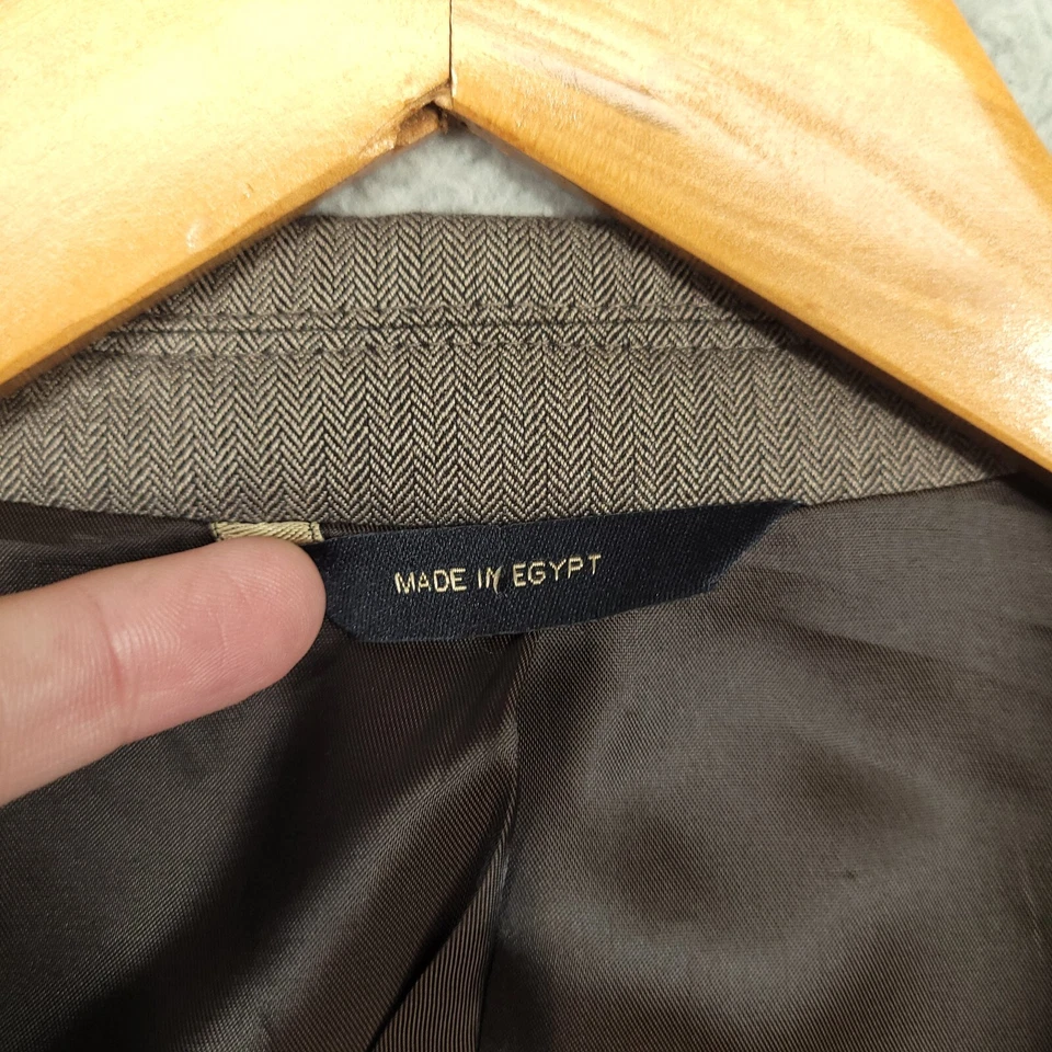 Banana Republic Tailored Fit Men's 44R (41) Blazer Coat Brown Herringbone REPAIR - Image 4 of 4