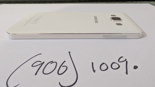 Samsung Galaxy A3 SM-A300FU - 16GB - Pearl White (Unlocked) Smartphone Bundle - Zdjęcie 5 z 10