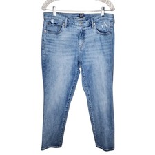 Gap Best Girlfriend Jeans Light Wash Distressed Blue Denim Size 31 12 Womens