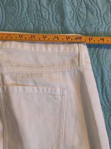 Cabi Women's Size 4 White Ashbury Wide Leg Jean Style 6700 Spring 2025 Coastal - Picture 8 of 11