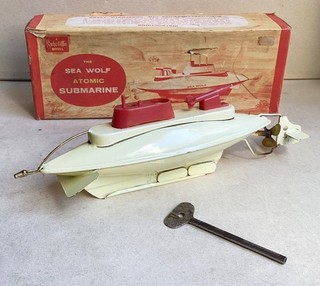 SUTCLIFFE MODEL steel clockwork SEA WOLF ATOMIC SUBMARINE Boxed 60s/70s