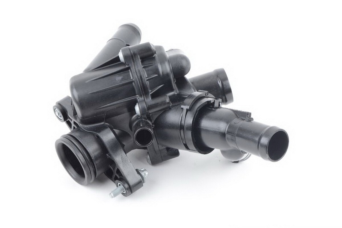 NEW OEM Mercedes Benz w117 x156 2.0L Turbo Engine Coolant