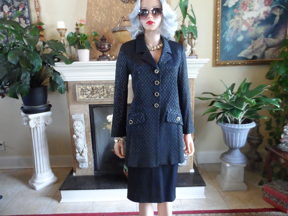 Nina Ricci Edition Boutique Black Textured Metallic Skirt Suit Size FR 40 - US 8 - Image 4 of 4