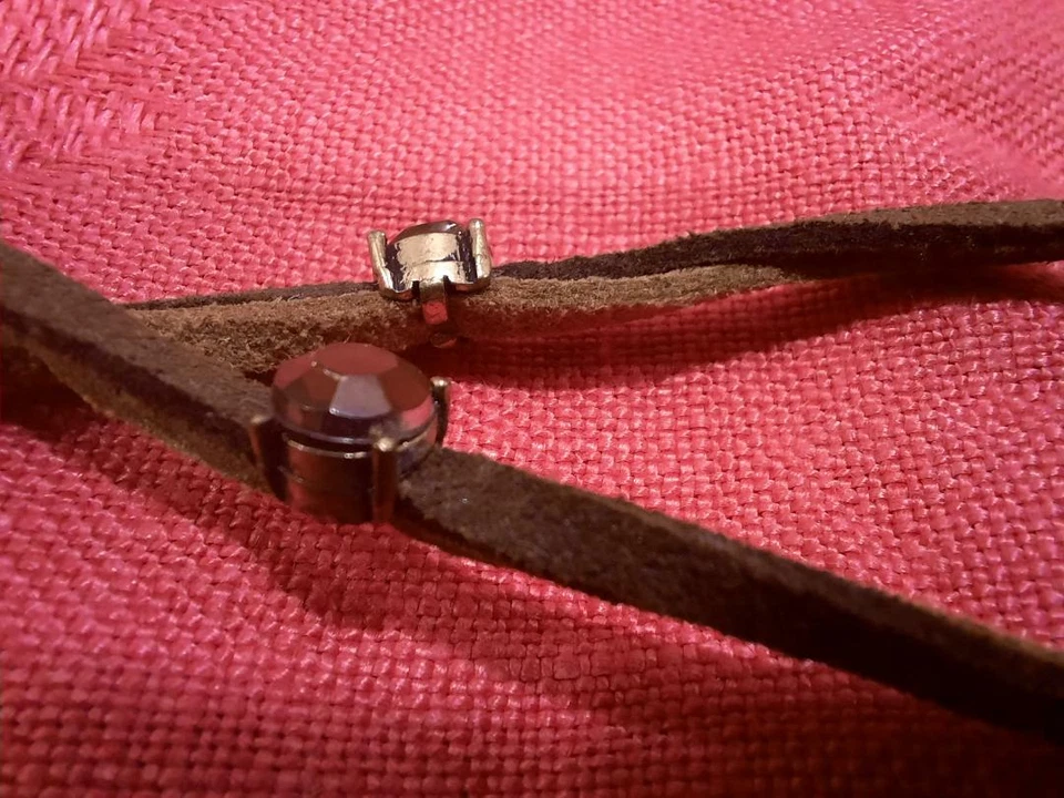 Collar Flor Cuero Collar Esmalte Estrás Floral Colgante Gargantilla Boho Foto 3 de 4