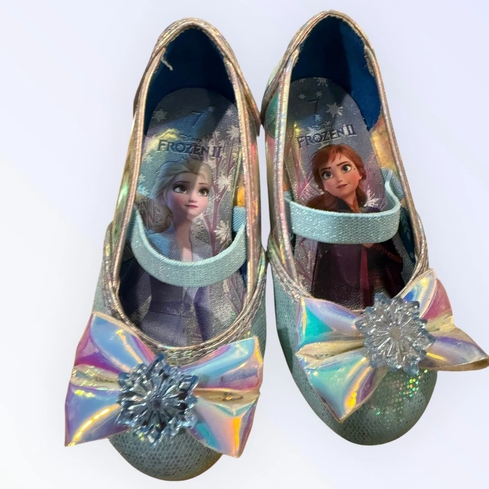 Disney Frozen II Elsa Anna Niños Niñas Iridiscente Brillo Arco Tacones Zapatos Talla 7 Foto 3 de 4