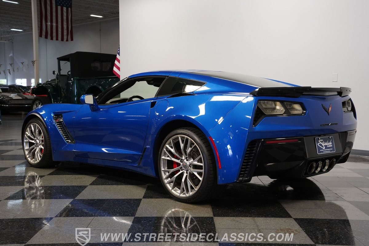 2016 Laguna Blue Chevrolet Corvette   | C7 Corvette Photo 10